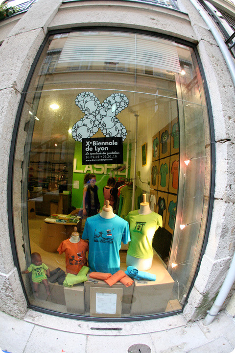 vitrine-laspid-village-des-createurs