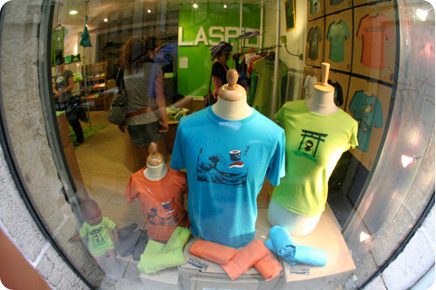 vitrine-tshirt-bio-equitable-laspid