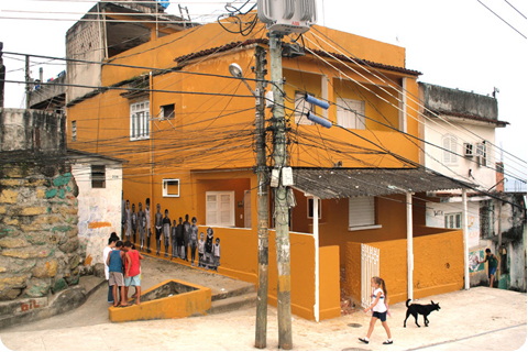 JR-casa-amarela